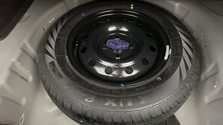 Used 2021 Maruti Suzuki Dzire VXI Petrol Manual tyres SPARE TYRE VIEW