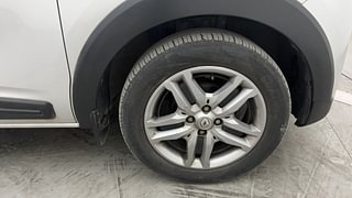 Used 2021 Renault Triber RXZ Petrol Manual tyres RIGHT FRONT TYRE RIM VIEW