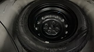Used 2018 Hyundai Eon [2011-2018] Magna + Petrol Manual tyres SPARE TYRE VIEW