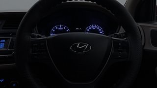 Used 2015 Hyundai Elite i20 [2014-2018] Asta 1.2 Petrol Manual top_features Airbags