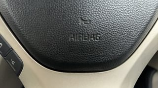 Used 2019 Hyundai New Santro 1.1 Sportz CNG Petrol+cng Manual top_features Airbags