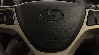 Used 2019 Hyundai New Santro 1.1 Sportz AMT Petrol Automatic top_features Airbags
