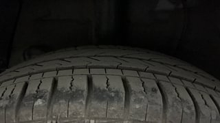 Used 2015 Hyundai Xcent [2014-2017] S (O) Petrol Petrol Manual tyres RIGHT REAR TYRE TREAD VIEW