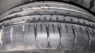 Used 2019 Maruti Suzuki Swift [2017-2021] ZXi Plus AMT Petrol Automatic tyres LEFT REAR TYRE TREAD VIEW