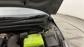Used 2021 Hyundai New i20 Asta (O) 1.5 MT Diesel Manual engine ENGINE LEFT SIDE HINGE & APRON VIEW