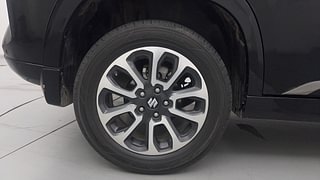 Used 2023 Maruti Suzuki Grand Vitara Alpha Plus Intelligent Hybrid eCVT Hybrid Automatic tyres RIGHT REAR TYRE RIM VIEW