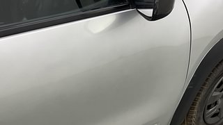 Used 2019 Renault Kwid [2015-2019] 1.0 RXL AMT Petrol Automatic dents MINOR DENT