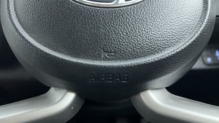 Used 2020 Hyundai Venue [2019-2022] SX 1.0 (O) Turbo iMT Petrol Manual top_features Airbags