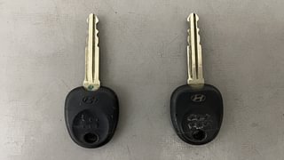 Used 2011 Hyundai i10 Sportz 1.2 Kappa2 Petrol Manual extra CAR KEY VIEW