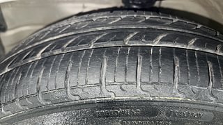 Used 2018 Maruti Suzuki Wagon R 1.0 [2010-2019] VXi Petrol Manual tyres LEFT FRONT TYRE TREAD VIEW