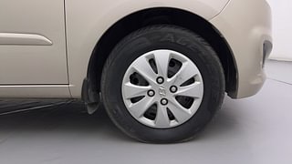 Used 2012 Hyundai i10 [2010-2016] Sportz AT Petrol Petrol Automatic tyres RIGHT FRONT TYRE RIM VIEW