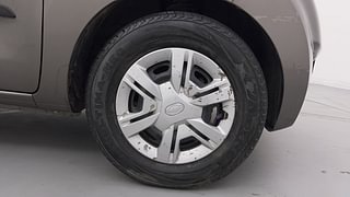 Used 2020 Datsun Redi-GO [2015-2019] S 1.0 Petrol Manual tyres RIGHT FRONT TYRE RIM VIEW