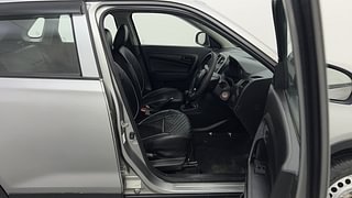 Used 2019 Maruti Suzuki Vitara Brezza [2016-2020] LDi Diesel Manual interior RIGHT SIDE FRONT DOOR CABIN VIEW