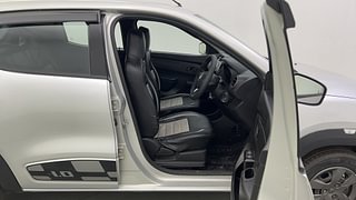 Used 2019 Renault Kwid [2015-2019] 1.0 RXL AMT Petrol Automatic interior RIGHT SIDE FRONT DOOR CABIN VIEW