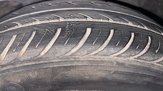 Used 2012 Hyundai i10 [2010-2016] Sportz AT Petrol Petrol Automatic tyres LEFT REAR TYRE TREAD VIEW