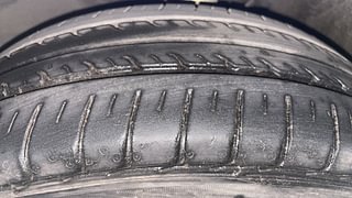 Used 2021 honda Jazz VX CVT Petrol Automatic tyres LEFT FRONT TYRE TREAD VIEW
