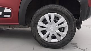 Used 2017 Renault Kwid [2017-2019] RXT 1.0 SCE Special Petrol Manual tyres LEFT REAR TYRE RIM VIEW
