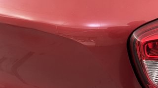 Used 2017 Renault Kwid [2017-2019] RXT 1.0 SCE Special Petrol Manual dents MINOR SCRATCH