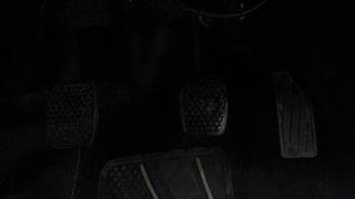 Used 2017 Maruti Suzuki Alto 800 [2016-2019] Lxi Petrol Manual interior PEDALS VIEW