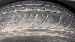 Used 2012 Hyundai i10 [2010-2016] Sportz AT Petrol Petrol Automatic tyres LEFT FRONT TYRE TREAD VIEW