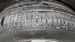 Used 2020 Hyundai Venue [2019-2022] SX 1.0 (O) Turbo iMT Petrol Manual tyres RIGHT REAR TYRE TREAD VIEW