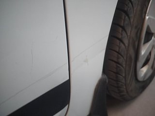 Used 2018 Hyundai Eon [2011-2018] Magna + Petrol Manual dents MINOR SCRATCH