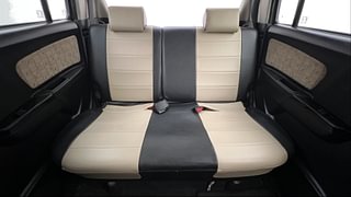 Used 2018 Maruti Suzuki Wagon R 1.0 [2010-2019] VXi Petrol Manual interior REAR SEAT CONDITION VIEW