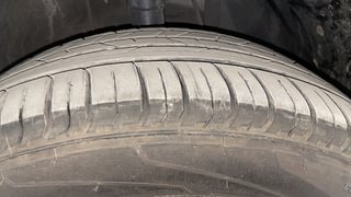 Used 2024 Hyundai i20 N Line N8 1.0 Turbo DCT Dual Tone Petrol Automatic tyres RIGHT FRONT TYRE TREAD VIEW