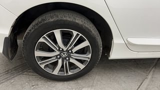 Used 2022 honda City V 4th Gen Petrol Manual tyres RIGHT REAR TYRE RIM VIEW