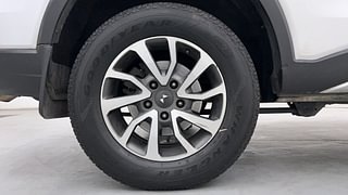 Used 2022 Mahindra Scorpio N Z8 L Petrol AT 7 STR Petrol Automatic tyres RIGHT REAR TYRE RIM VIEW