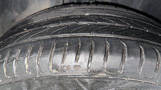 Used 2014 volkswagen Vento 1.6L Highline Petrol Petrol Manual tyres RIGHT REAR TYRE TREAD VIEW