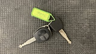 Used 2015 Maruti Suzuki Swift [2011-2017] VXi Petrol Manual extra CAR KEY VIEW