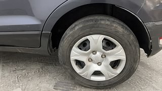 Used 2014 Ford EcoSport [2013-2015] Trend 1.5L TDCi Diesel Manual tyres LEFT REAR TYRE RIM VIEW