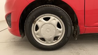 Used 2014 Chevrolet Beat LS Petrol Petrol Manual tyres LEFT FRONT TYRE RIM VIEW