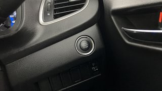 Used 2022 Maruti Suzuki Baleno [2019-2022] Zeta Petrol Petrol Manual top_features Keyless start