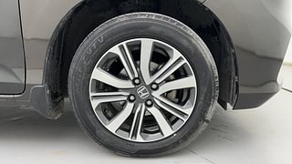 Used 2022 Honda Amaze 1.2 VX CVT i-VTEC Petrol Automatic tyres RIGHT FRONT TYRE RIM VIEW