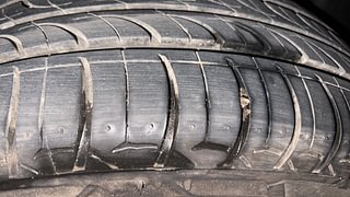 Used 2020 Volkswagen Vento  Highline Plus 1.2 (P) AT Petrol Automatic tyres LEFT REAR TYRE TREAD VIEW