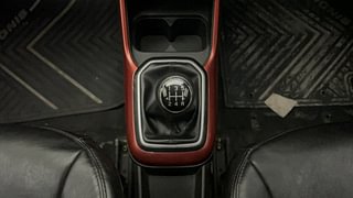 Used 2017 Maruti Suzuki Ignis [2017-2020] Delta MT Petrol Petrol Manual interior GEAR  KNOB VIEW