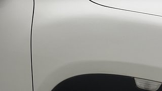Used 2016 Renault Kwid [2015-2019] RXT Petrol Manual dents MINOR SCRATCH
