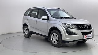 Used 2018 Mahindra XUV500 W6 AT Diesel Automatic exterior RIGHT FRONT CORNER VIEW
