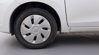 Used 2015 Maruti Suzuki Celerio VXI AMT Petrol Automatic tyres LEFT FRONT TYRE RIM VIEW