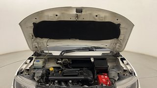 Used 2016 Renault Kwid [2015-2019] RXT Petrol Manual engine ENGINE & BONNET OPEN FRONT VIEW