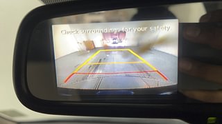 Used 2015 Hyundai Elite i20 [2014-2018] Asta 1.2 Petrol Manual top_features Rear camera
