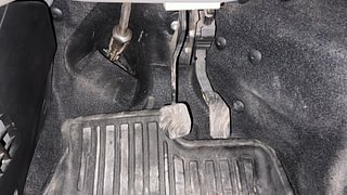 Used 2021 Renault Triber [2019-2021] RXL AMT Petrol Automatic interior PEDALS VIEW