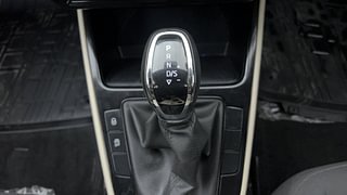 Used 2023 Skoda Slavia Ambition 1.0L TSI AT Petrol Automatic interior GEAR  KNOB VIEW