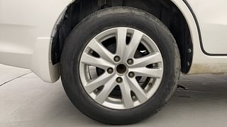 Used 2016 Maruti Suzuki Ertiga [2015-2018] ZXI+ Petrol Manual tyres RIGHT REAR TYRE RIM VIEW