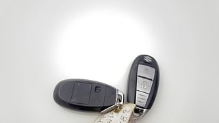 Used 2016 Maruti Suzuki Ertiga [2015-2018] ZXI+ Petrol Manual extra CAR KEY VIEW