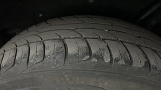 Used 2019 Mahindra Marazzo M2 Diesel Manual tyres LEFT REAR TYRE TREAD VIEW