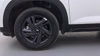Used 2022 Hyundai Creta S Plus Turbo DCT Petrol Automatic tyres LEFT FRONT TYRE RIM VIEW