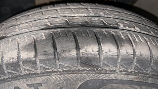 Used 2021 Renault Triber [2019-2021] RXL AMT Petrol Automatic tyres LEFT FRONT TYRE TREAD VIEW